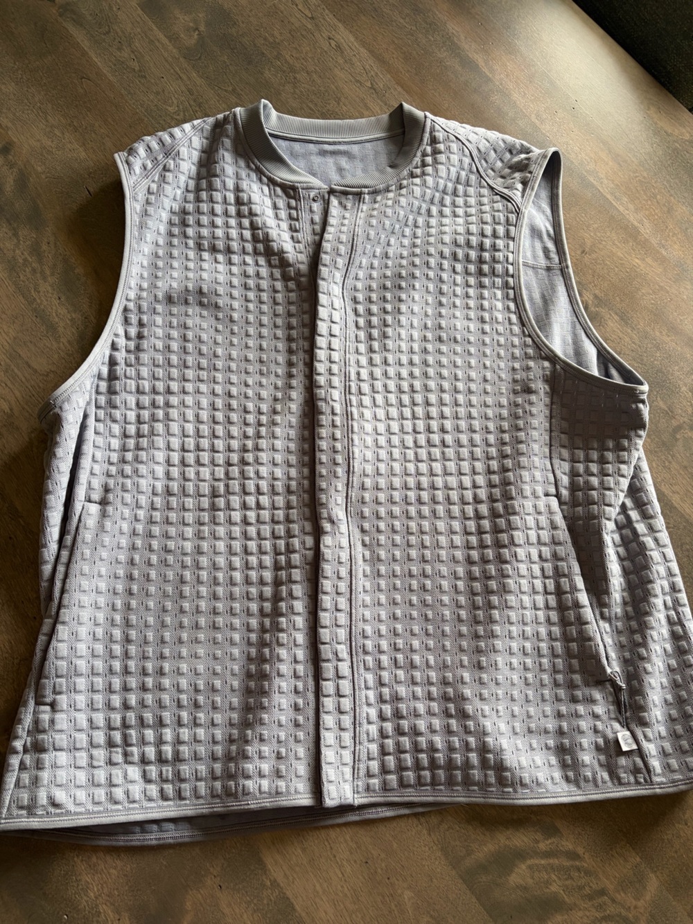 Lululemon 3D Waffle-Knit Jacquard Vest - Solar Grey